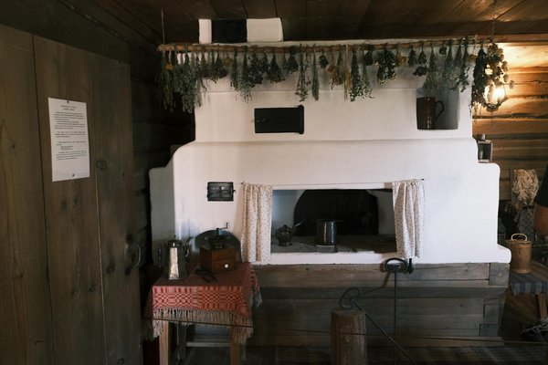 Seamless Transition: Maintaining Home Care Services for Your Aging Loved One During a Move in the UK